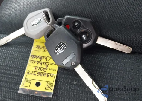 2013 Subaru Outback 2.5I Premium z USA, uszkodzony, nr VIN 4S4BRCCC9D3236717